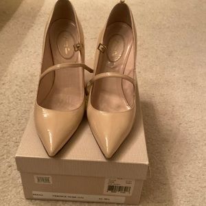 SJP Diana Vernice Nude size 8 1/2